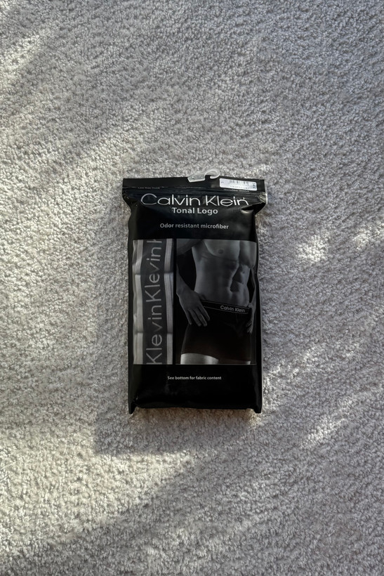 شورت مردانه پادار CALVIN KLEIN جلو جیب دار