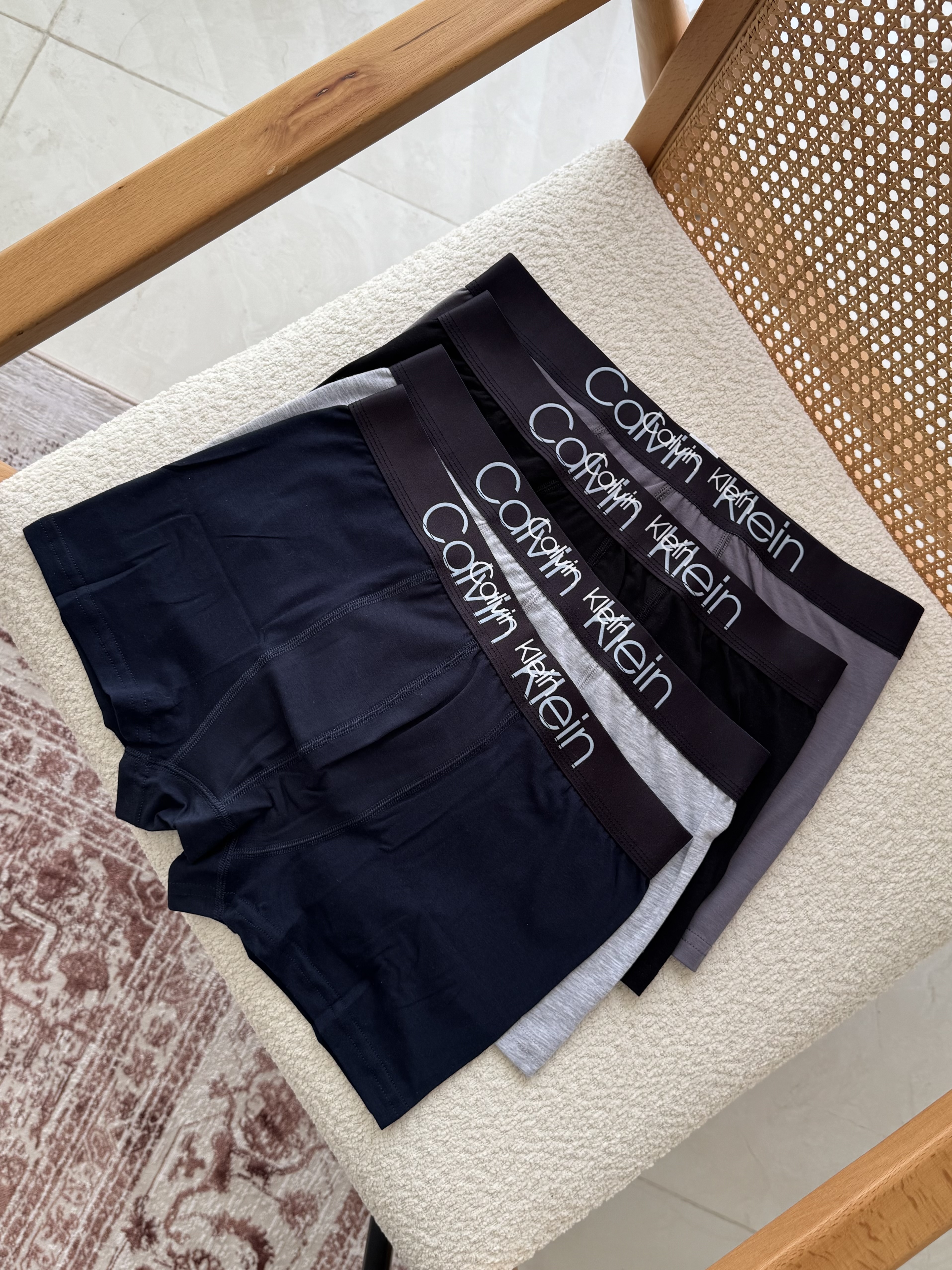شورت مردانه پادار Calvin Klein