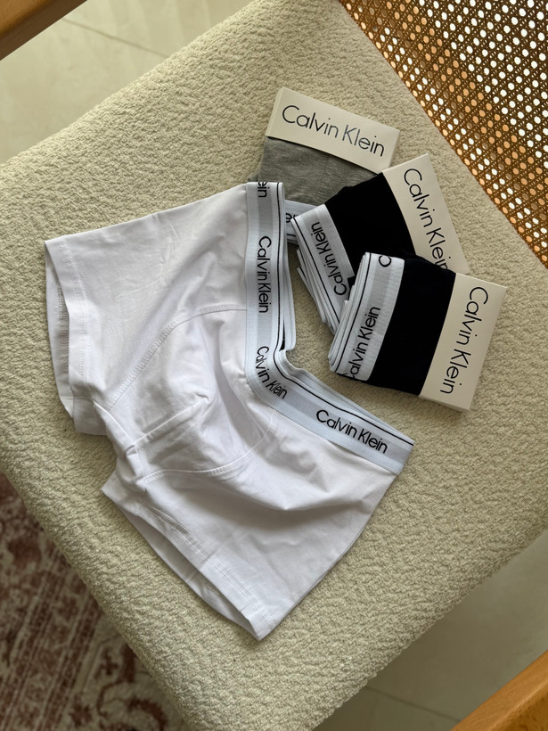 شورت مردانه نیم پا Calvin Klein
