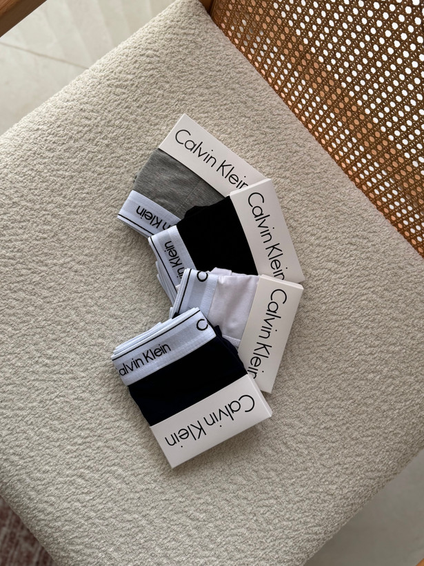 شورت مردانه نیم پا Calvin Klein
